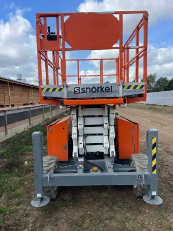 Click Here To Enlarge This Photo Of Snorkel Scissor Lift - S3370RT - IP101763