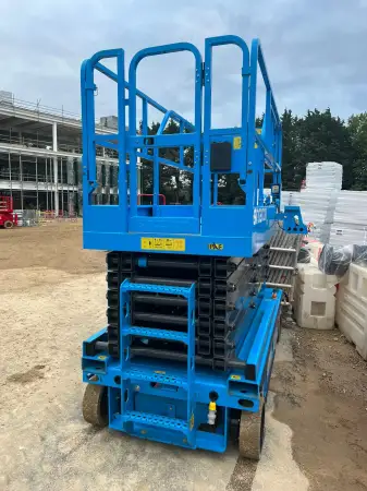 Click Here To Enlarge This Photo Of Snorkel Scissor Lift - S3370RT - IP101765