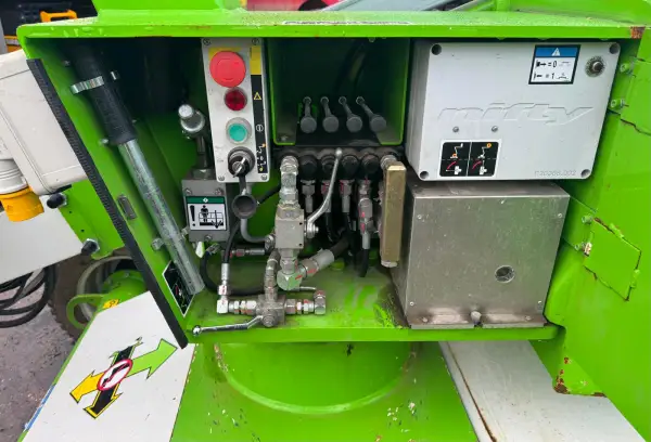 Click Here To Enlarge This Photo Of NiftyLift Articulated Boom - HR12NDE - IP102769