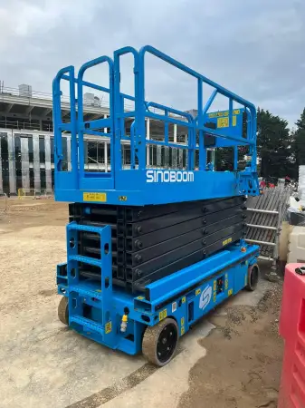 Click Here To Enlarge This Photo Of Sinoboom Scissor Lift - 4647EP - IP102801