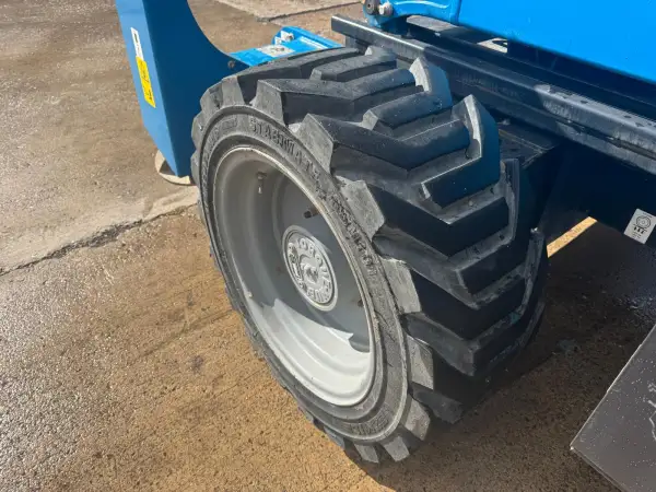 Click Here To Enlarge This Photo Of Genie Scissor Lift - GS5390RT - IP102827