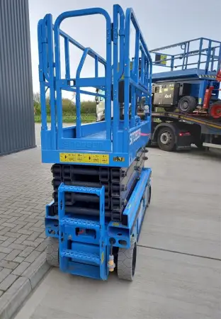 Click Here To Enlarge This Photo Of Sinoboom Scissor Lift - 0808E - IP103163