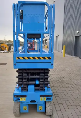 Click Here To Enlarge This Photo Of Sinoboom Scissor Lift - 0808E - IP103163
