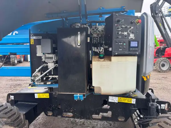 Click Here To Enlarge This Photo Of Genie Articulated Boom - Z45&sol;25 XC - IP103170