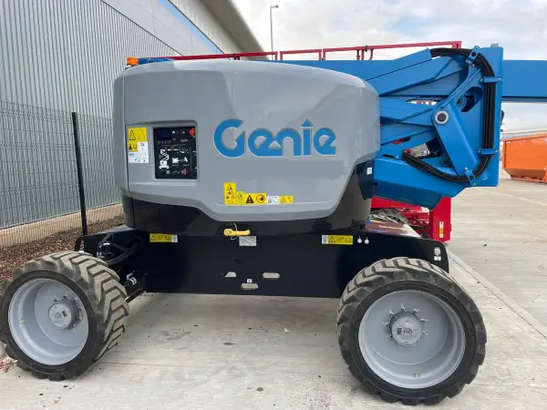 Click Here To Enlarge This Photo Of Genie Articulated Boom - Z62&sol;40 - IP103192