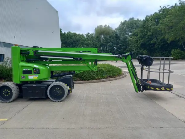 Click Here To Enlarge This Photo Of NiftyLift Articulated Boom - HR17N Hybrid - IP103417