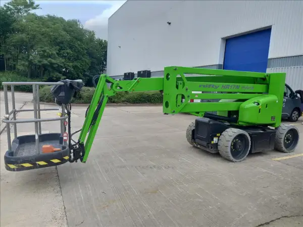 Click Here To Enlarge This Photo Of NiftyLift Articulated Boom - HR17N Hybrid - IP103417