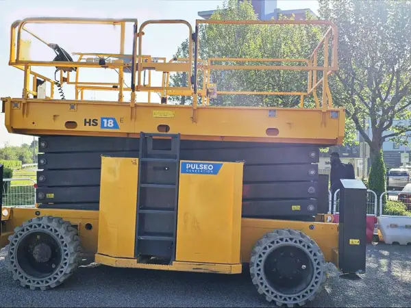 Click Here To Enlarge This Photo Of Haulotte Scissor Lift - HS18-E - IP103481