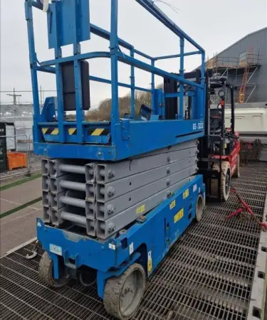 Click Here To Enlarge This Photo Of Genie Scissor Lift - GS3232 - IP103595