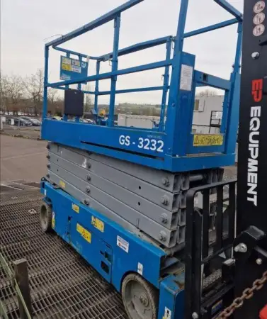 Click Here To Enlarge This Photo Of Genie Scissor Lift - GS3232 - IP103595
