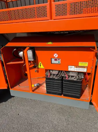Click Here To Enlarge This Photo Of Snorkel Scissor Lift - SL26RTE - IP103654