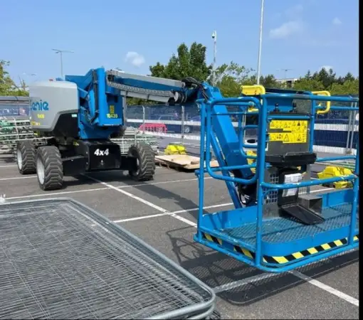 Click Here To Enlarge This Photo Of Genie Articulated Boom - Z62&sol;40 - IP103717