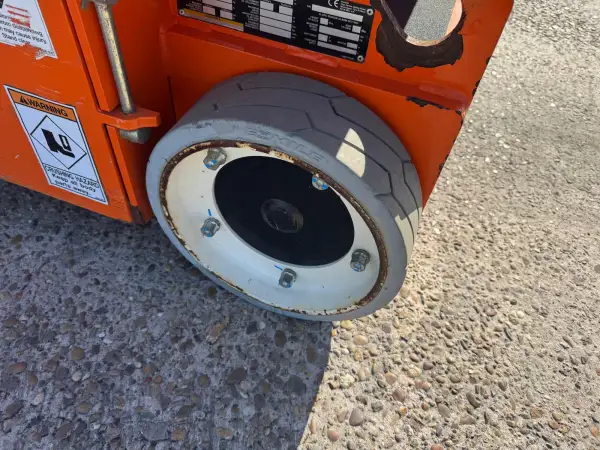 Click Here To Enlarge This Photo Of Snorkel Scissor Lift - TM16E - IP103735