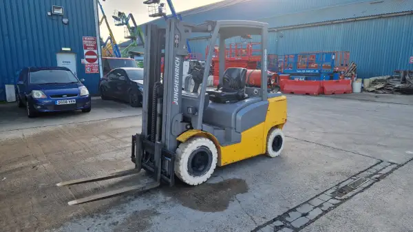 Click Here To Enlarge This Photo Of Juncheinrich Forklifts - TFG 425 - IP104673
