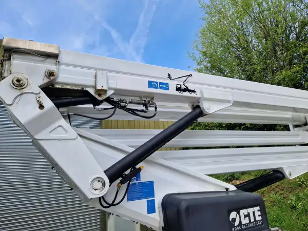 Click Here To Enlarge This Photo Of CTE Truck Mounted Platforms - CTE JHV 21- Iveco 3&period;5T - IP104699