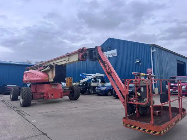 Click Here To Enlarge This Photo Of JLG Articulated Booms - 1250AJP - IP104762
