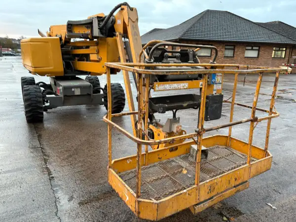 Click Here To Enlarge This Photo Of Haulotte Articulated Booms - HA16 RTJ PRO - IP104776