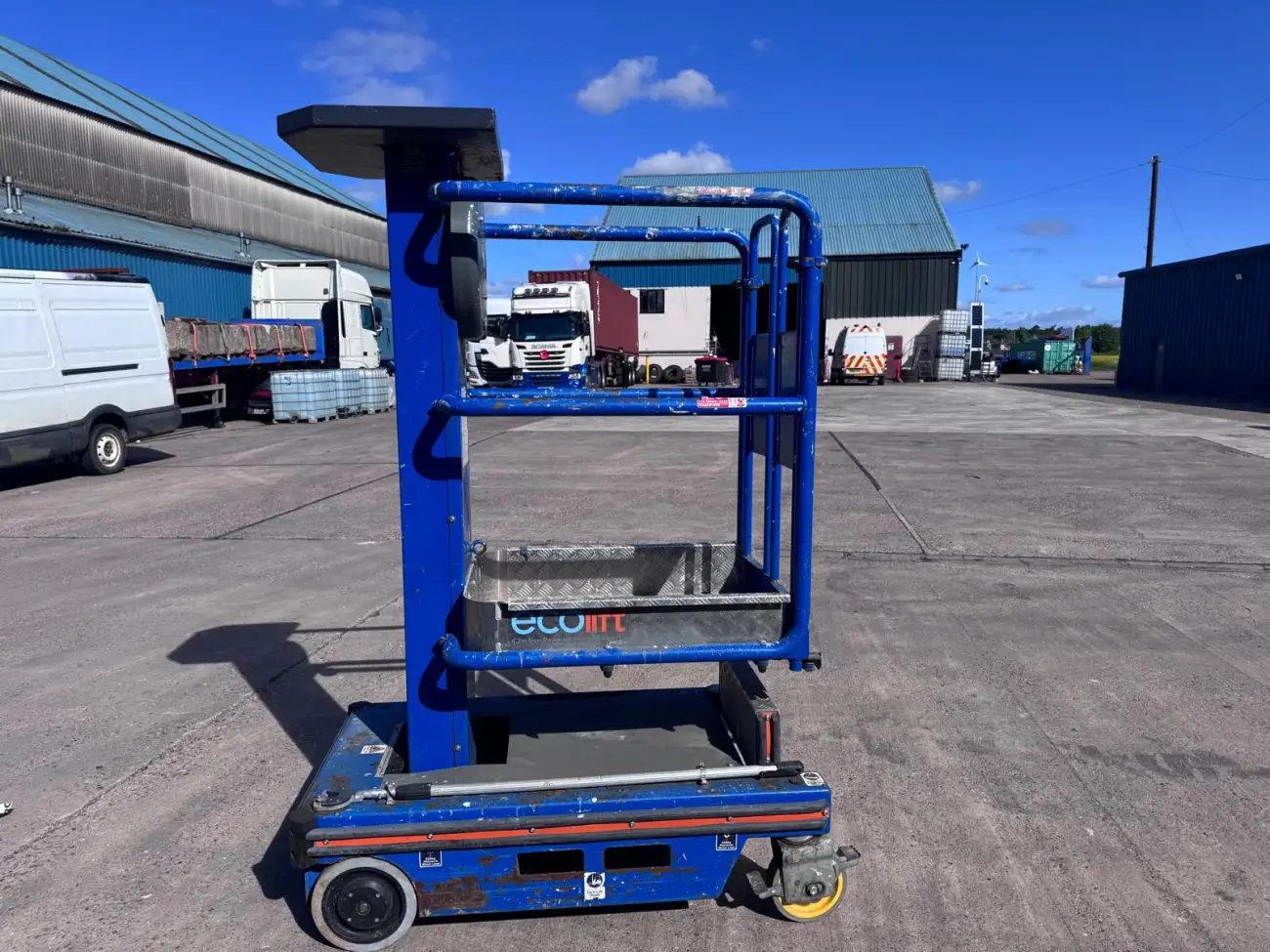 JLG Push Along Vehicles &lpar;PAVs&rpar; - EcoLift - IP104808