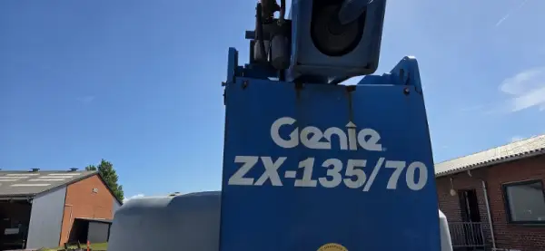 Click Here To Enlarge This Photo Of Genie Articulated Booms - ZX135&sol;70 - IP104820