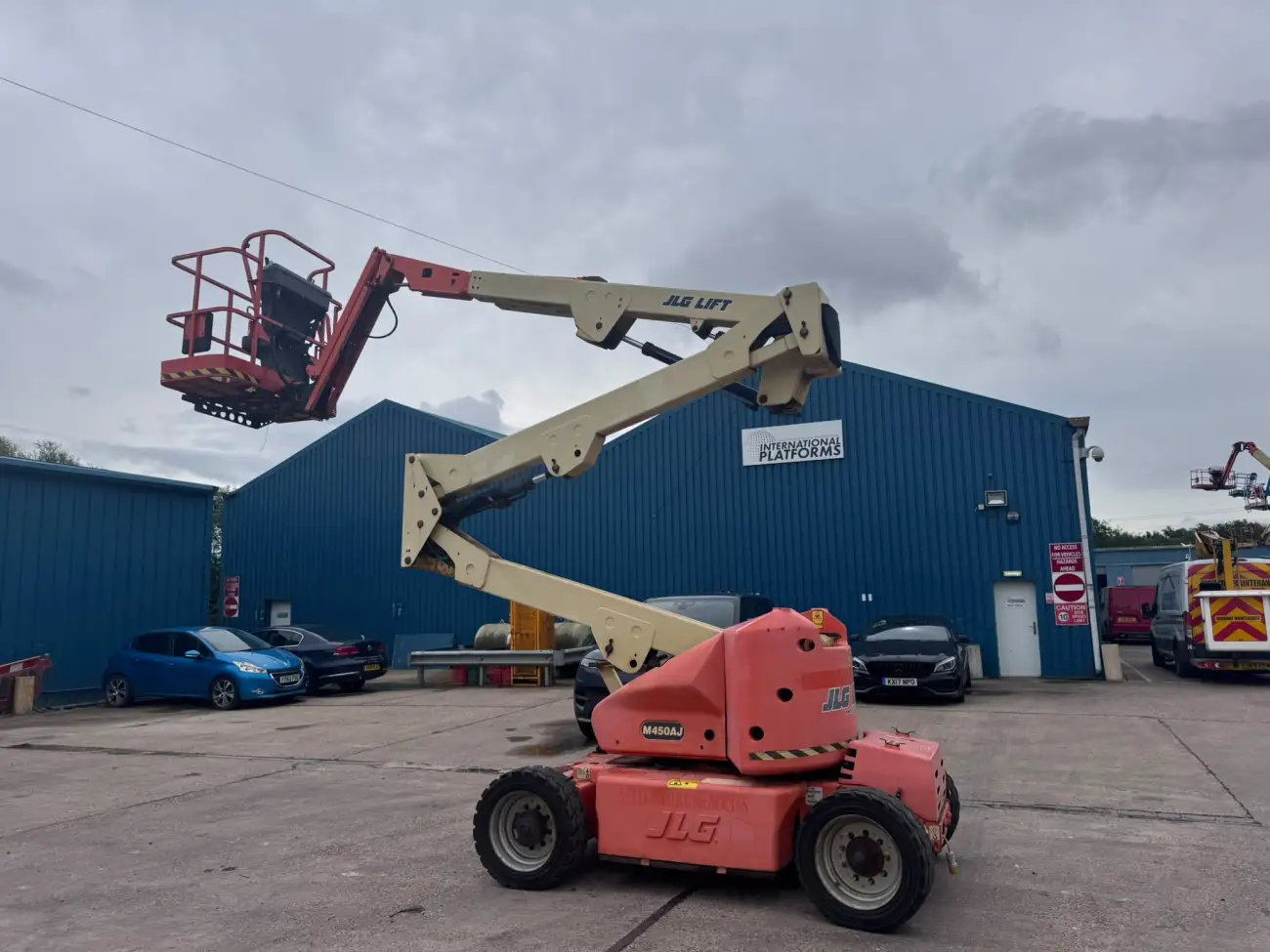 JLG Articulated Booms - M450AJ - IP104825