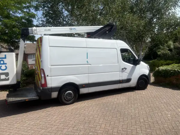 Click Here To Enlarge This Photo Of Renault Master Truck Mounted Platforms - KL32 - IP104831