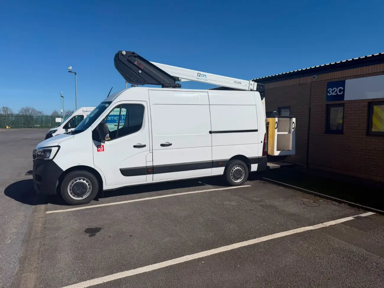 Renault Master Truck Mounted Platforms - KL32 - IP104833