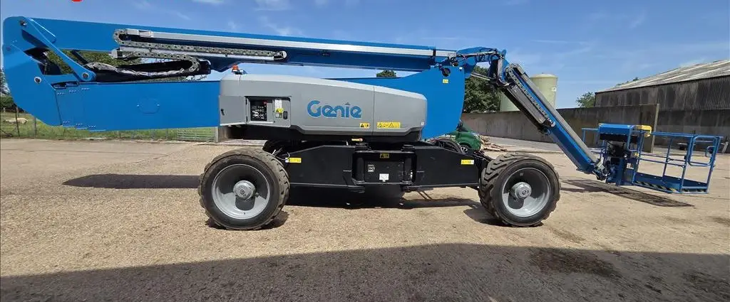 Genie Articulated Booms - ZX135&sol;70 - IP104844