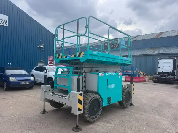 Click Here To Enlarge This Photo Of IMER Scissor Lifts - 13180 DE - IP104936