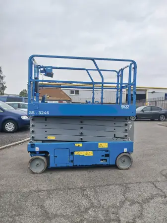 Click Here To Enlarge This Photo Of Genie Scissor Lifts - GS3246 - IP104937
