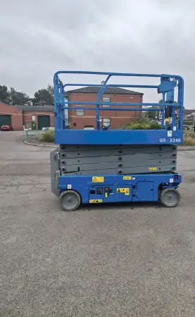 Click Here To Enlarge This Photo Of Genie Scissor Lifts - GS3246 - IP104937