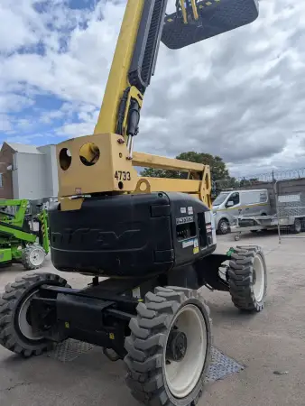 Click Here To Enlarge This Photo Of Niftylift Articulated Booms - HR17 D 4x4 - IP104938