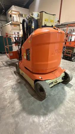 Click Here To Enlarge This Photo Of JLG Mast Booms - Toucan 12E&plus; - IP104941