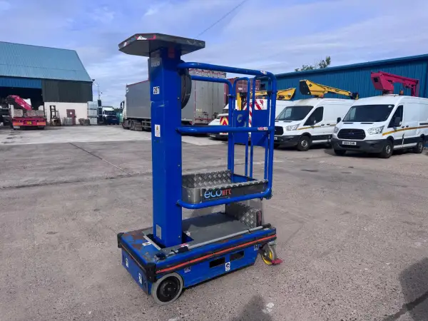 Click Here To Enlarge This Photo Of JLG Push Along Vehicles &lpar;PAVs&rpar; - EcoLift - IP104943
