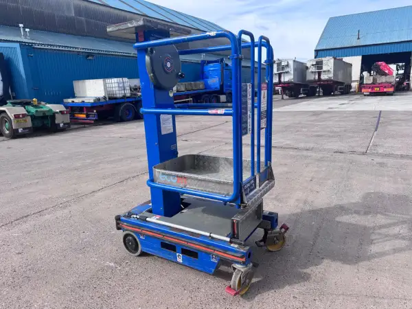 Click Here To Enlarge This Photo Of JLG Push Along Vehicles &lpar;PAVs&rpar; - EcoLift - IP104943