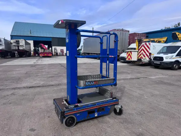 Click Here To Enlarge This Photo Of JLG Push Along Vehicles &lpar;PAVs&rpar; - EcoLift - IP104944