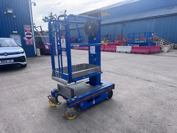 Click Here To Enlarge This Photo Of JLG Push Along Vehicles &lpar;PAVs&rpar; - EcoLift - IP104946