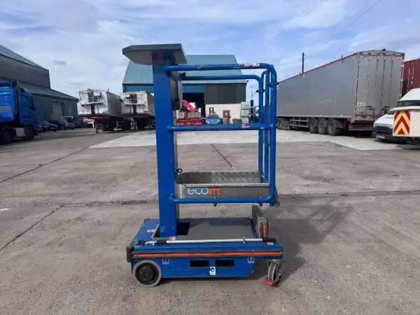 Click Here To Enlarge This Photo Of JLG Push Along Vehicles &lpar;PAVs&rpar; - EcoLift - IP104949