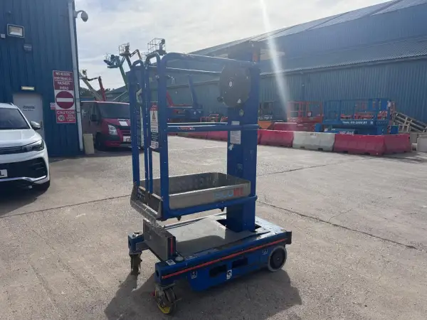 Click Here To Enlarge This Photo Of JLG Push Along Vehicles &lpar;PAVs&rpar; - EcoLift - IP104950