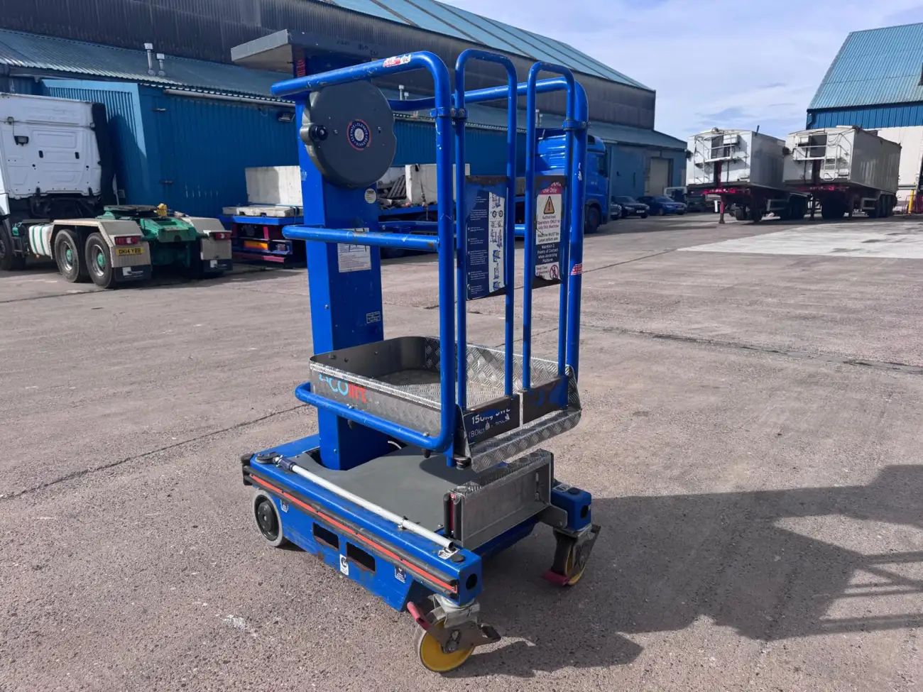 JLG Push Along Vehicles &lpar;PAVs&rpar; - EcoLift - IP104951