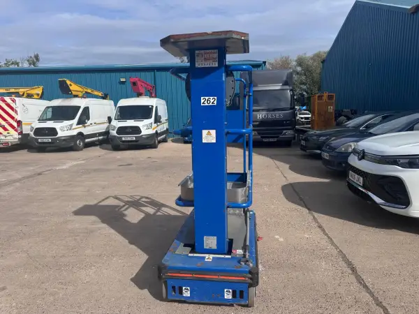 Click Here To Enlarge This Photo Of JLG Push Along Vehicles &lpar;PAVs&rpar; - EcoLift - IP104954